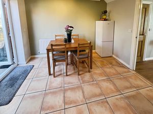 Dining Room- click for photo gallery